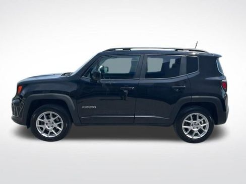 Used 2020 Jeep Renegade Latitude w/ Cold Weather Group AWD/4WD image 12