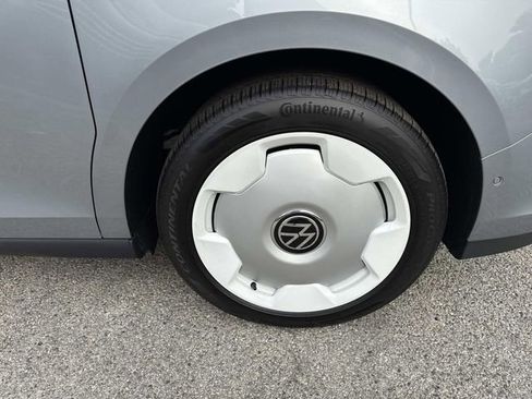 New 2025 Volkswagen ID. Buzz 1st Edition image 6