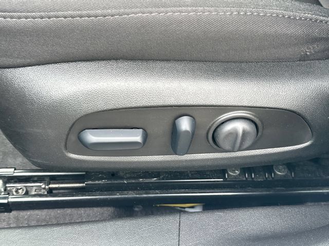 Used 2024 Chevrolet Malibu LT FWD image 17