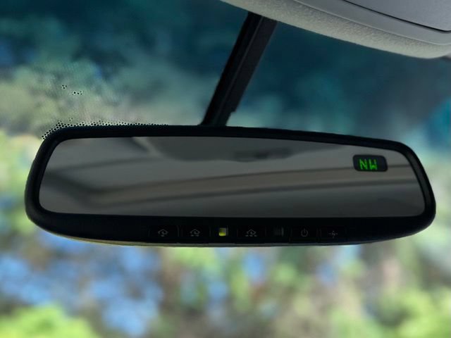 Used 2012 Toyota Sienna XLE FWD image 39