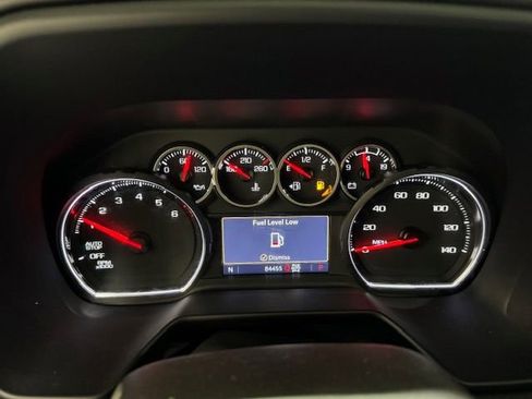 Used 2021 Chevrolet Tahoe Z71 w/ Rear Media and Nav Package image 4