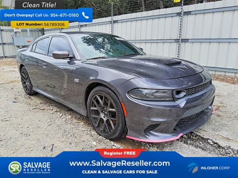 Used 2019 Dodge Charger Scat Pack w/ Plus Group RWD image 5