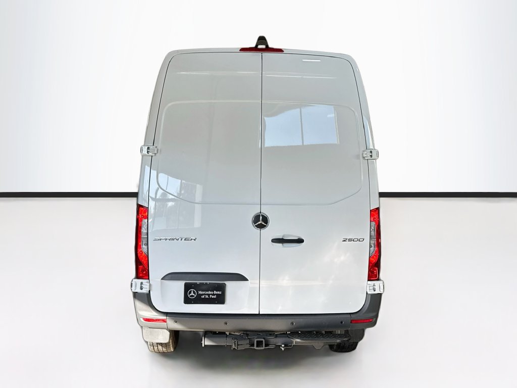 Used 2026 Mercedes-Benz Sprinter 2500 image 6