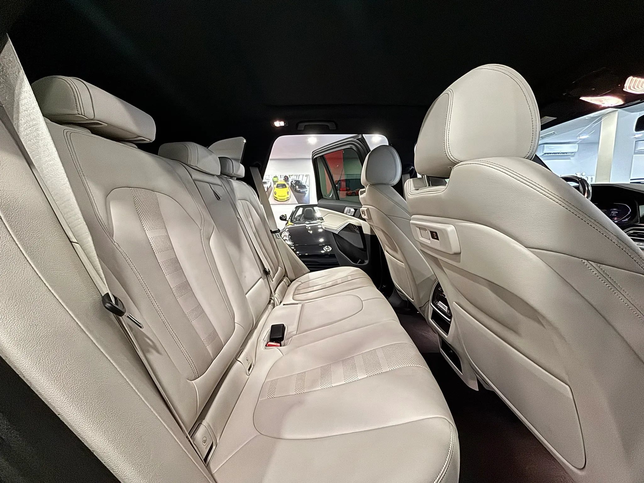 Used 2021 BMW X5 sDrive40i w/ Premium Package RWD image 19