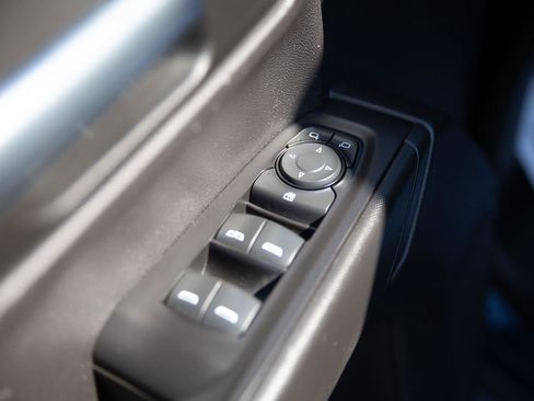 Used 2021 Chevrolet Silverado 1500 Custom Trail Boss image 18