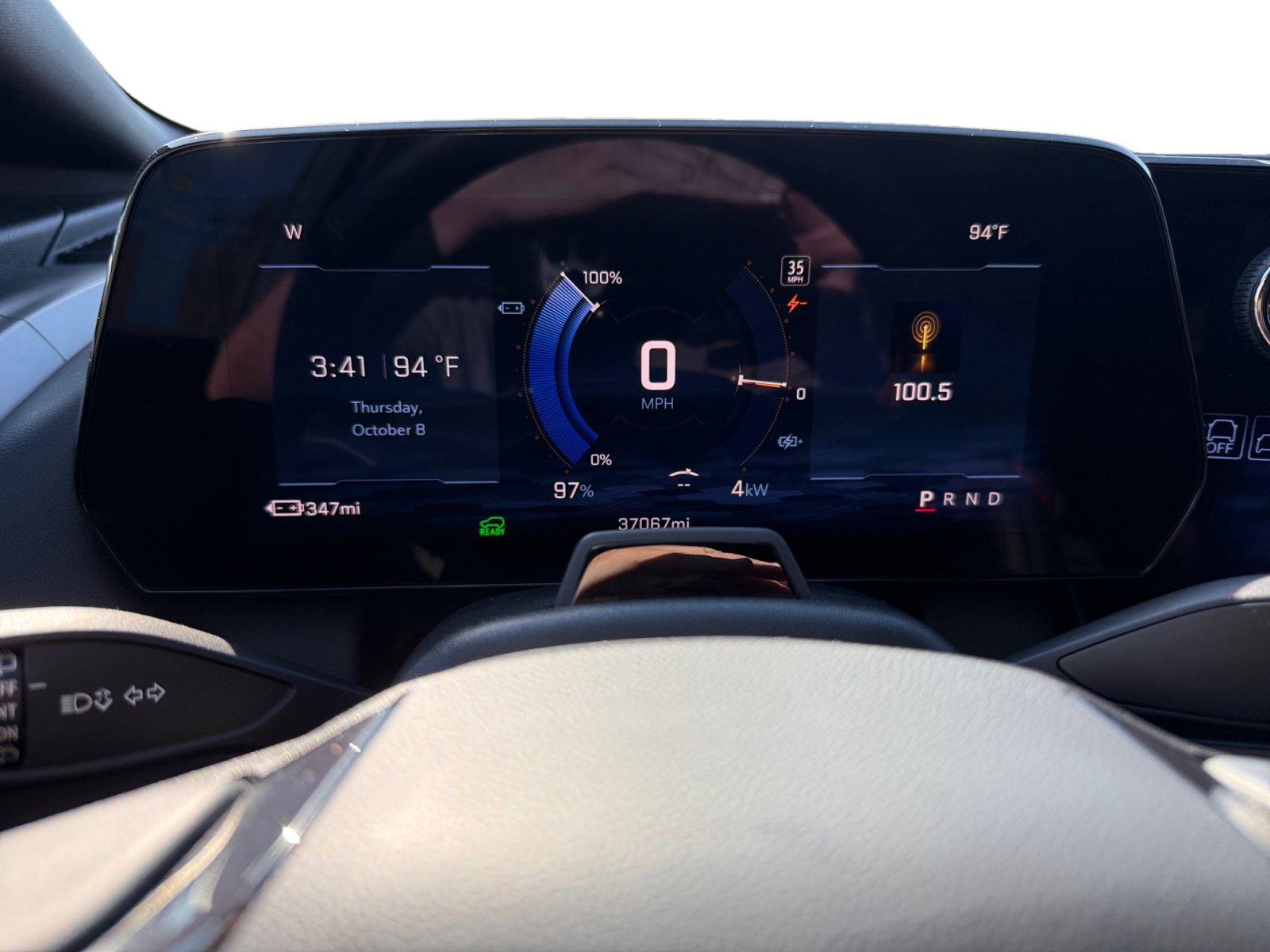 Used 2024 Chevrolet Equinox EV RS FWD image 11