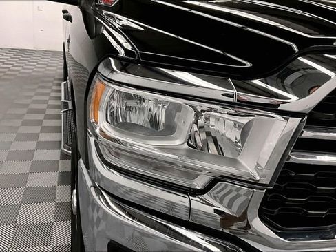 Used 2024 RAM 3500 Big Horn image 33