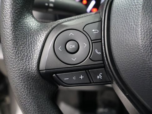 Used 2025 Toyota RAV4 LE image 32