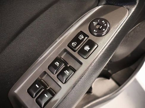 Used 2017 Kia Forte LX image 10