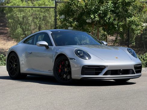 Certified 2024 Porsche 911 Carrera GTS RWD image 9