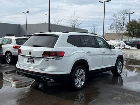 Used 2023 Volkswagen Atlas SE image 4