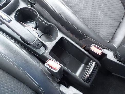 Used 2022 Buick Encore Preferred w/ Safety Package FWD image 28