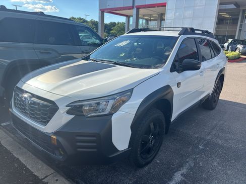 Used 2022 Subaru Outback Wilderness AWD/4WD image 3