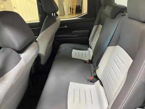 Used 2025 Toyota Tacoma TRD Off-Road image 24