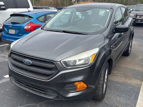 Used 2017 Ford Escape S image 2