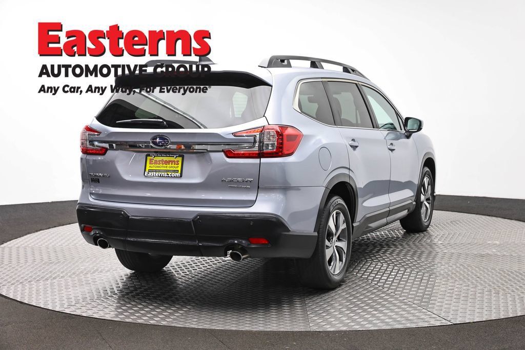 Used 2025 Subaru Ascent Premium AWD/4WD image 7