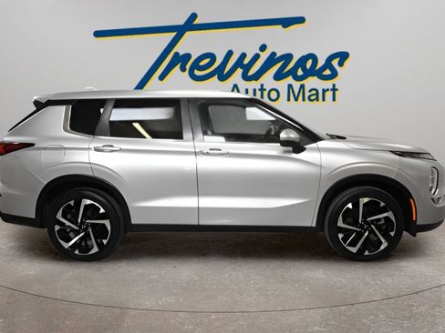 Used 2024 Mitsubishi Outlander SE FWD image 5