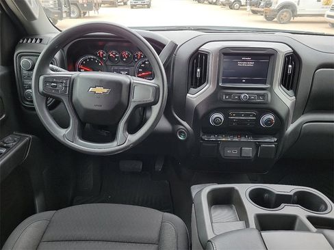 Used 2022 Chevrolet Silverado 1500 Custom image 17