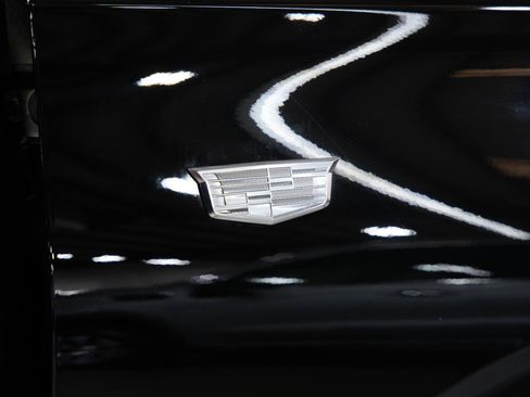 Used 2025 Cadillac Escalade Sport Platinum AWD/4WD image 13