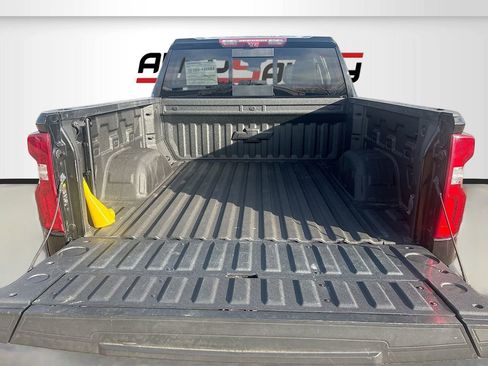 Used 2022 Chevrolet Silverado 1500 LTZ w/ Technology Package image 26