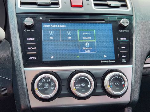 Used 2016 Subaru Crosstrek 2.0i Limited w/ Popular Package #2 image 18