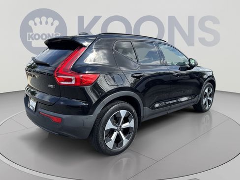 Certified 2023 Volvo XC40 B5 Ultimate w/ Climate Package AWD/4WD image 7
