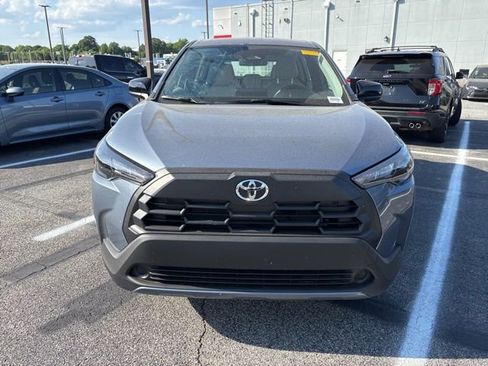 Used 2026 Toyota Corolla Cross L image 2