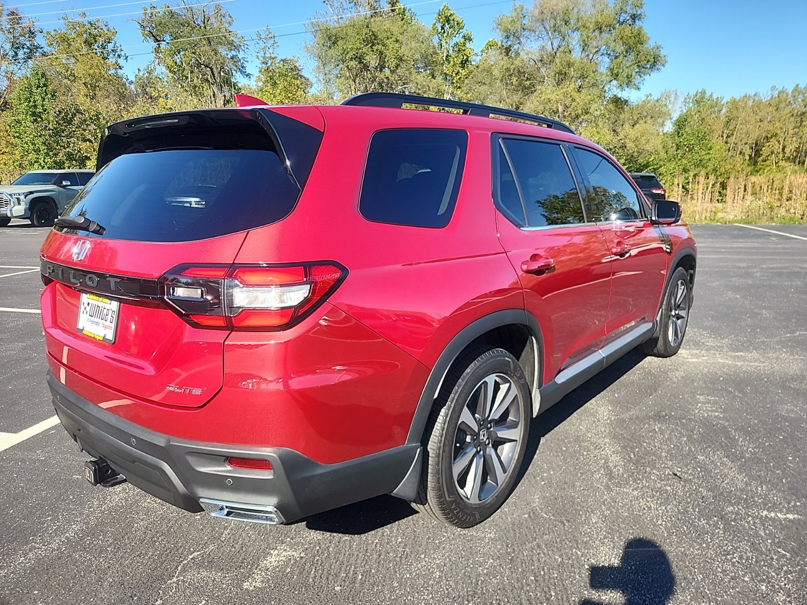 Used 2024 Honda Pilot Elite image 10