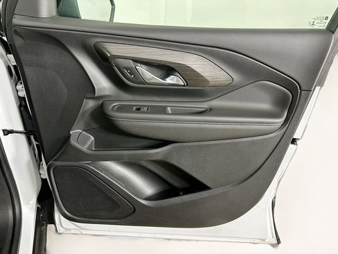 Used 2022 GMC Terrain SLE w/ Driver Convenience Package image 31