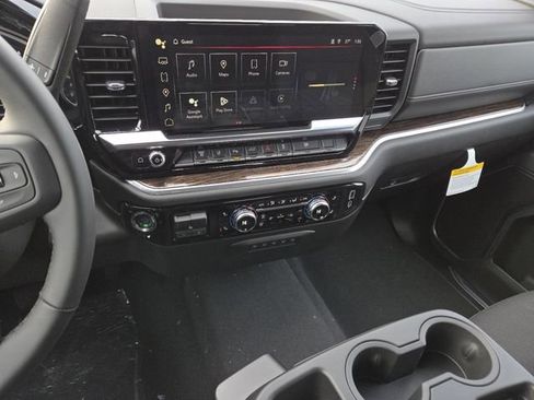 New 2026 GMC Sierra 3500 SLE w/ SLE Value Package image 36