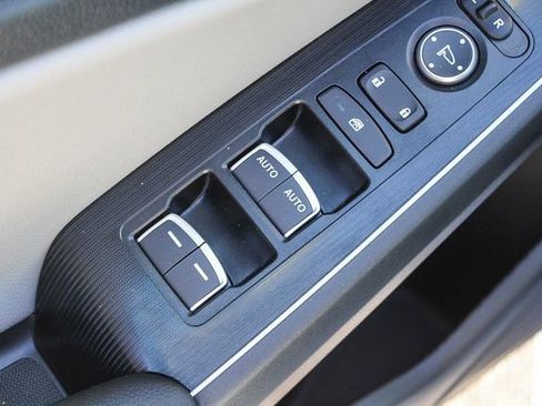 Used 2025 Honda Civic Sport Touring image 28