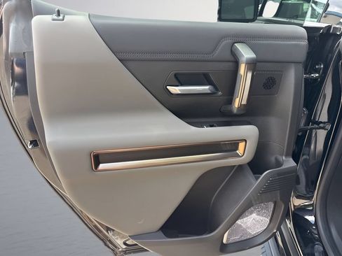 Used 2025 GMC Hummer EV 3X AWD/4WD image 14