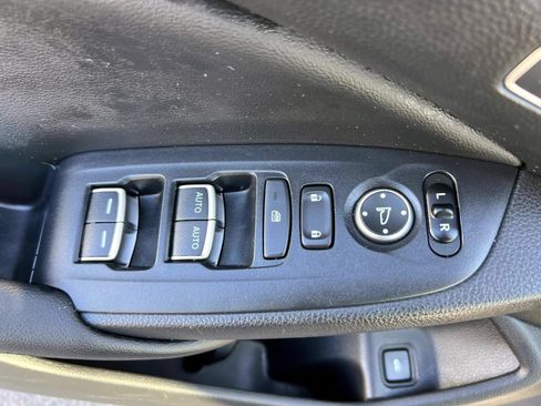 Certified 2019 Honda Accord EX-L image 15