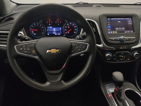 Used 2022 Chevrolet Equinox LT FWD image 22