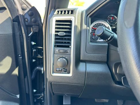 Used 2022 RAM 1500 Classic Warlock w/ Electronics Group AWD/4WD image 19