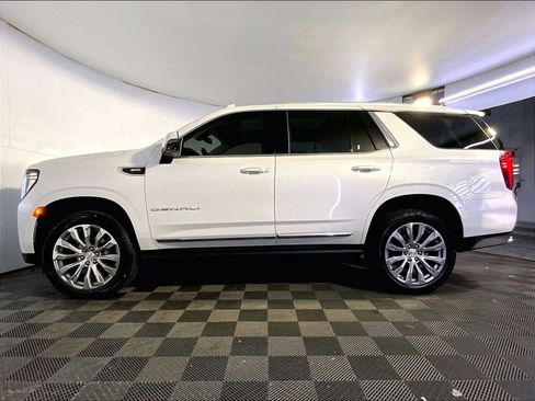 Used 2022 GMC Yukon Denali w/ Max Trailering Package image 2