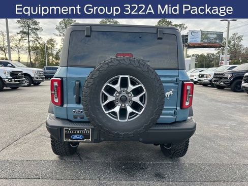 Used 2022 Ford Bronco Badlands image 7