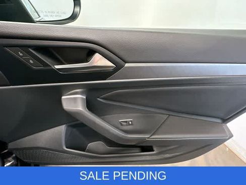 Used 2024 Volkswagen Jetta SE FWD image 23