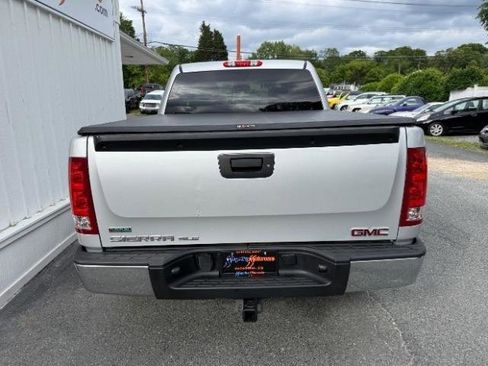 Used 2011 GMC Sierra 1500 SLE w/ Regional Value Package RWD image 4
