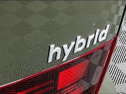 Used 2025 Hyundai Santa Fe Limited FWD image 23