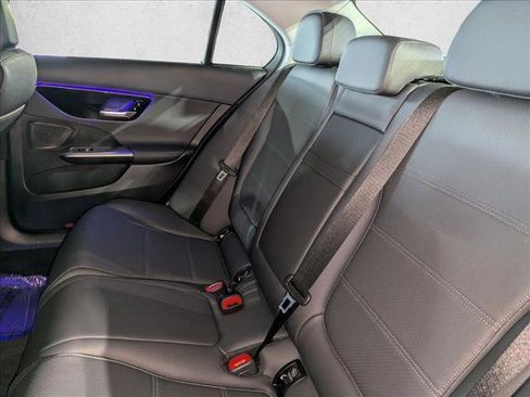 Used 2025 Mercedes-Benz C 300 Sedan image 21