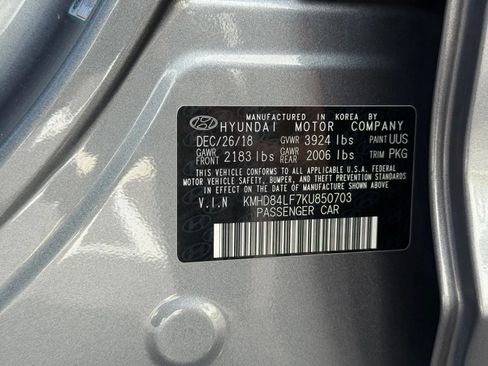 Used 2019 Hyundai Elantra SEL FWD image 18