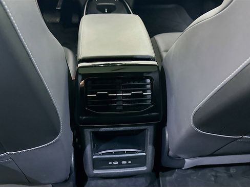 Used 2023 Volkswagen ID.4 Pro S AWD/4WD image 27