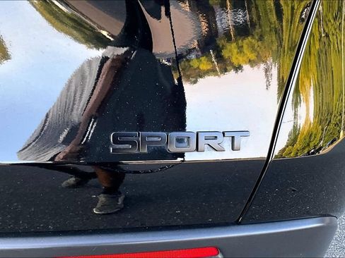 Used 2025 Honda HR-V Sport image 24