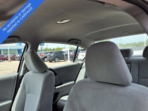 Used 2013 Honda Accord LX image 19
