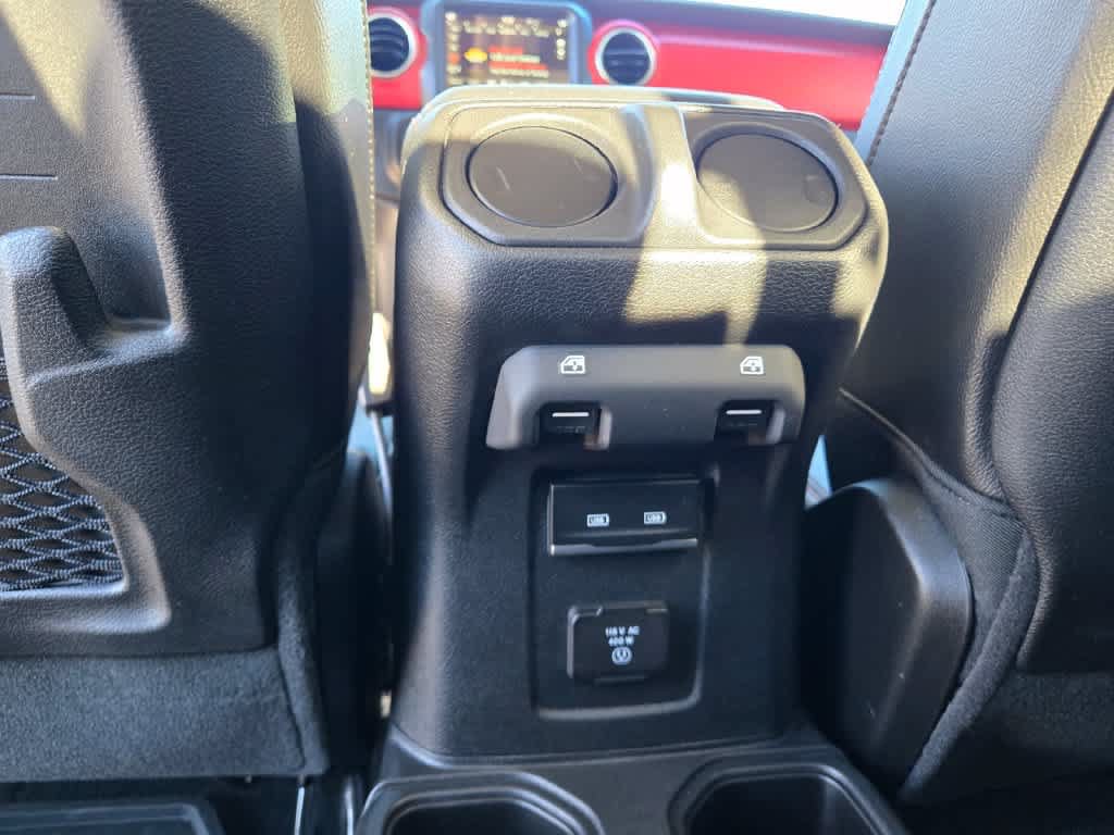 Used 2023 Jeep Gladiator Rubicon w/ LED Lighting Group AWD/4WD image 13