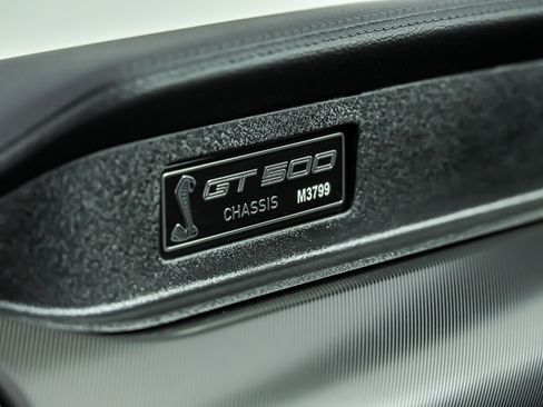 Used 2021 Ford Mustang Shelby GT500 w/ Technology Package image 32