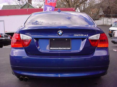 Used 2006 BMW 325xi Sedan AWD/4WD image 7