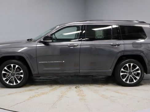 Used 2023 Jeep Grand Cherokee L Overland image 10