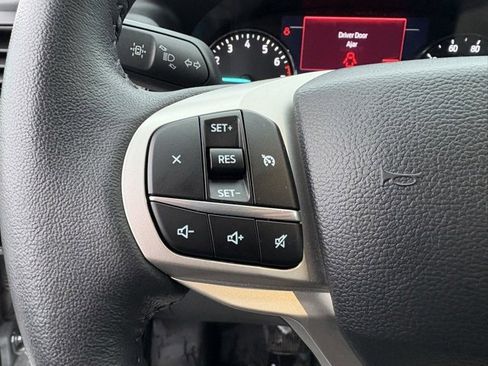 Used 2023 Ford Explorer XLT w/ Class IV Trailer Tow Package image 25